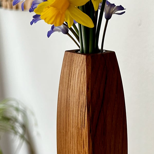 Beautiful Handmade Oak Vase for dried or freshly cut flowers