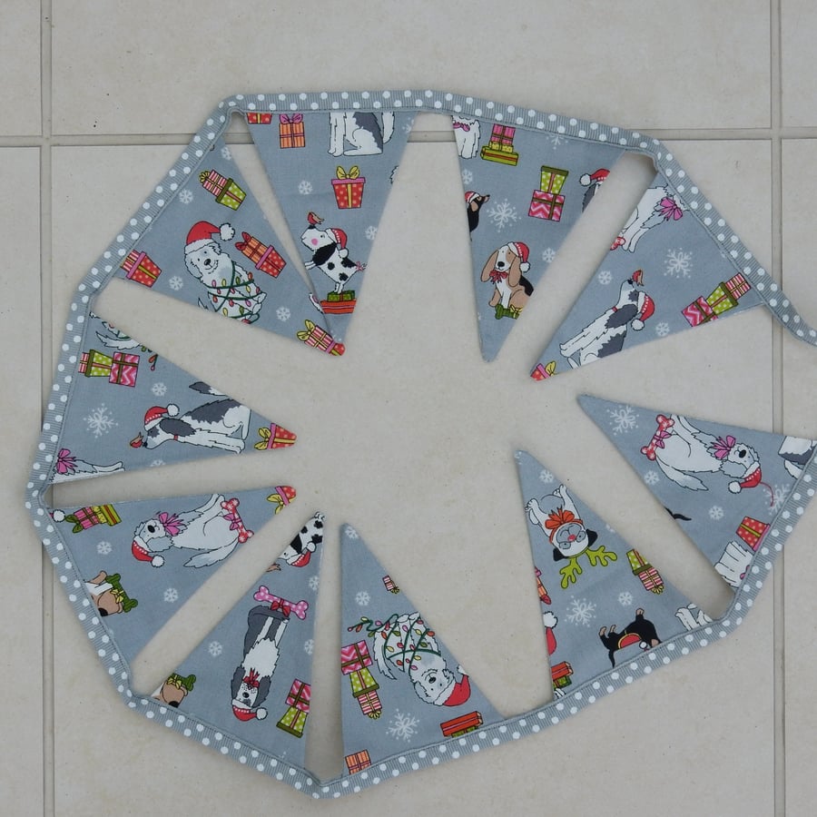 Christmas mini bunting whimsical dogs