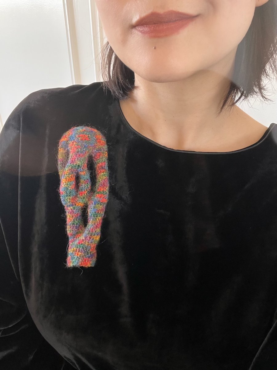 Copper wire sculpture rockery shape brooch pendant necklaces