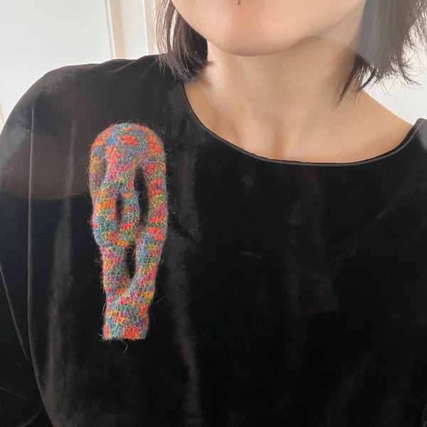 Copper wire sculpture rockery shape brooch pendant necklaces
