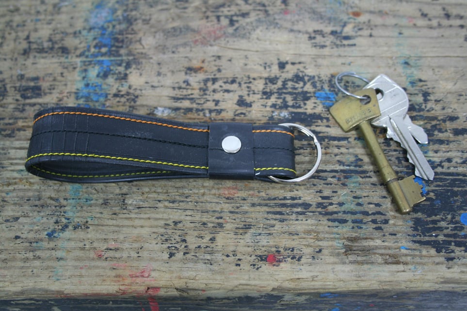 Recycled bicycle inner tube keyring