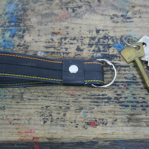 Recycled bicycle inner tube keyring