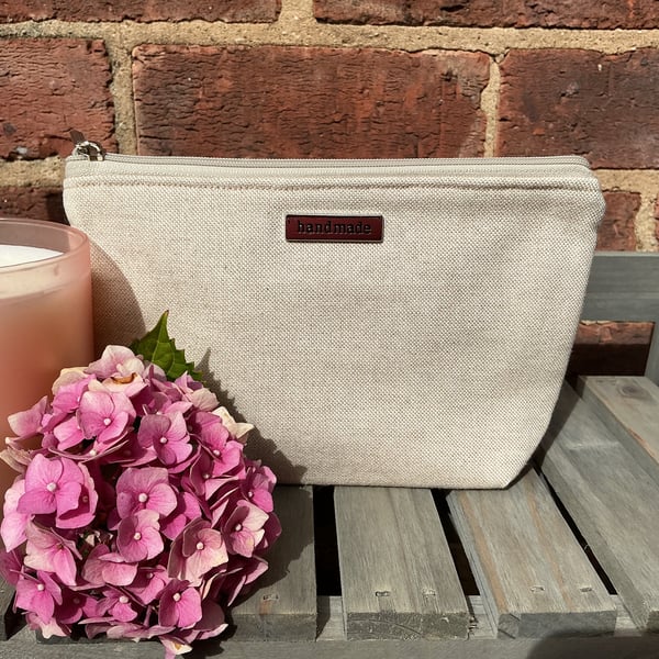 Plain Linen Look Zip Pouch