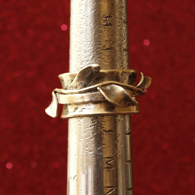 Silver Leaves Ring - Size K - Unique and Original.