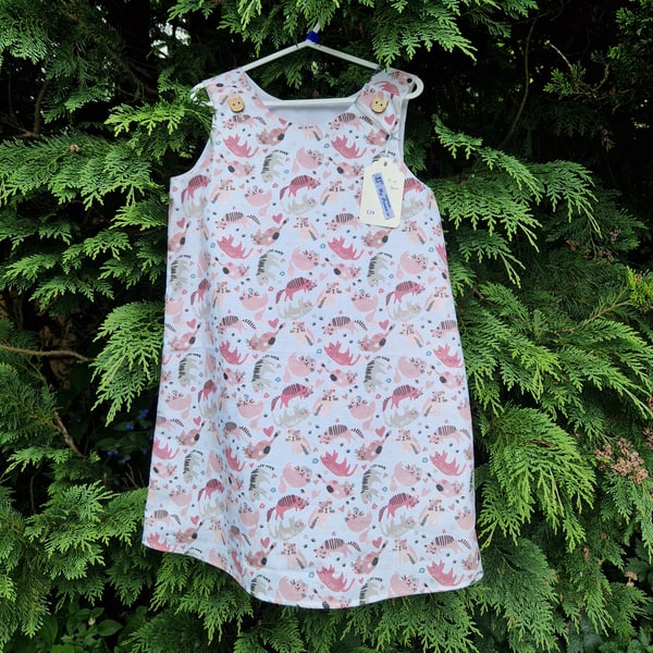 Age: 5-6yr Pink and Grey Cat dress. 