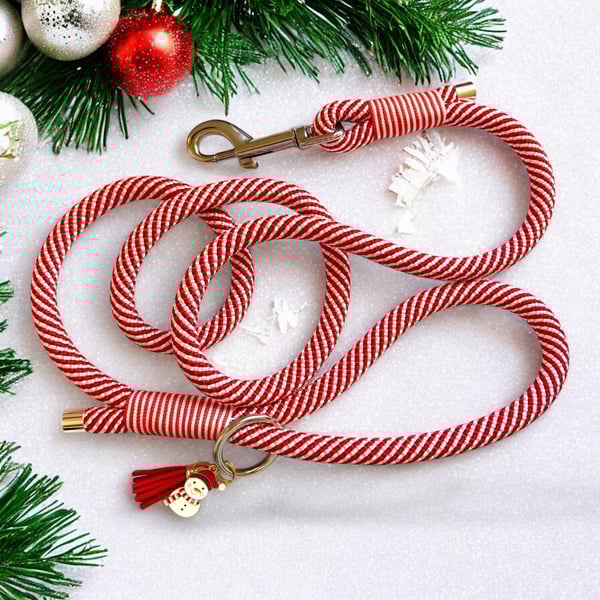 Candy Cane Dog Leash : Handmade Paracord Christmas Dog Lead