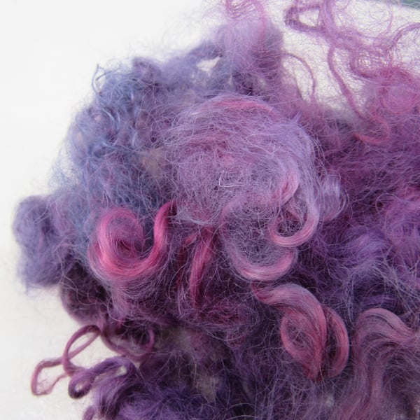 10g Naturally Dyed Deep Violet Masham Felting Wool