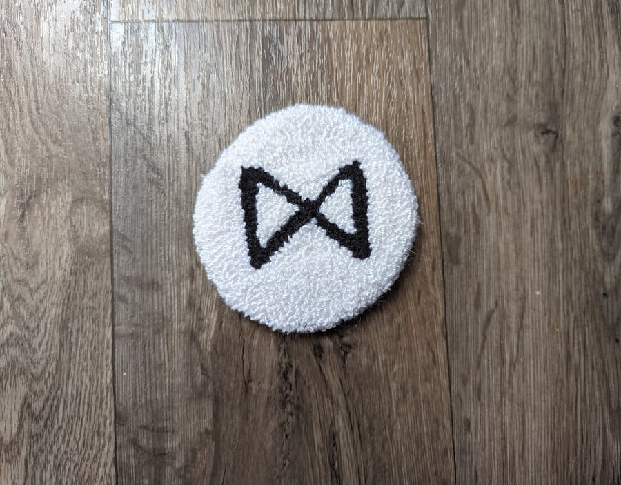 Dagaz 'Day' Rune Mug Rug Decor 