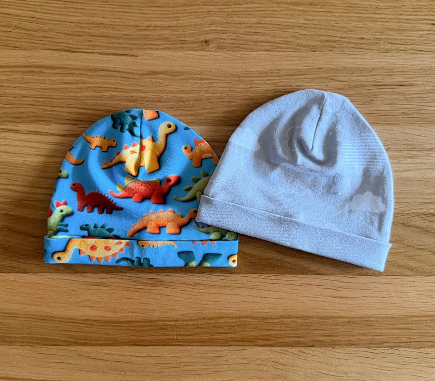 Newborn Baby Hats, Beanie hats. 2 PK. Ideal for the newborn baby 0-3mths - BE17