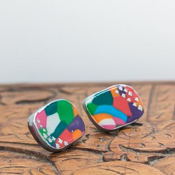 Jewel colour burst rectangular studs