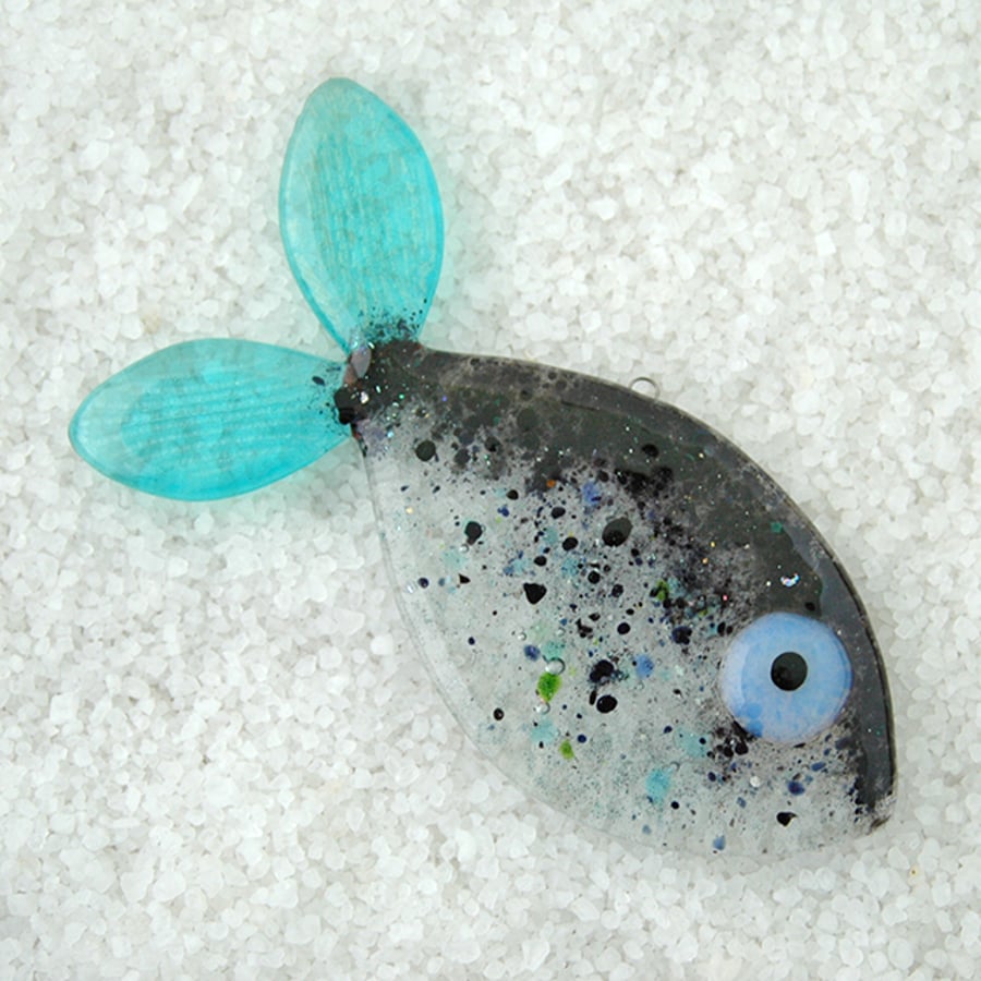 Fused Glass Sparkle Fish Decoration