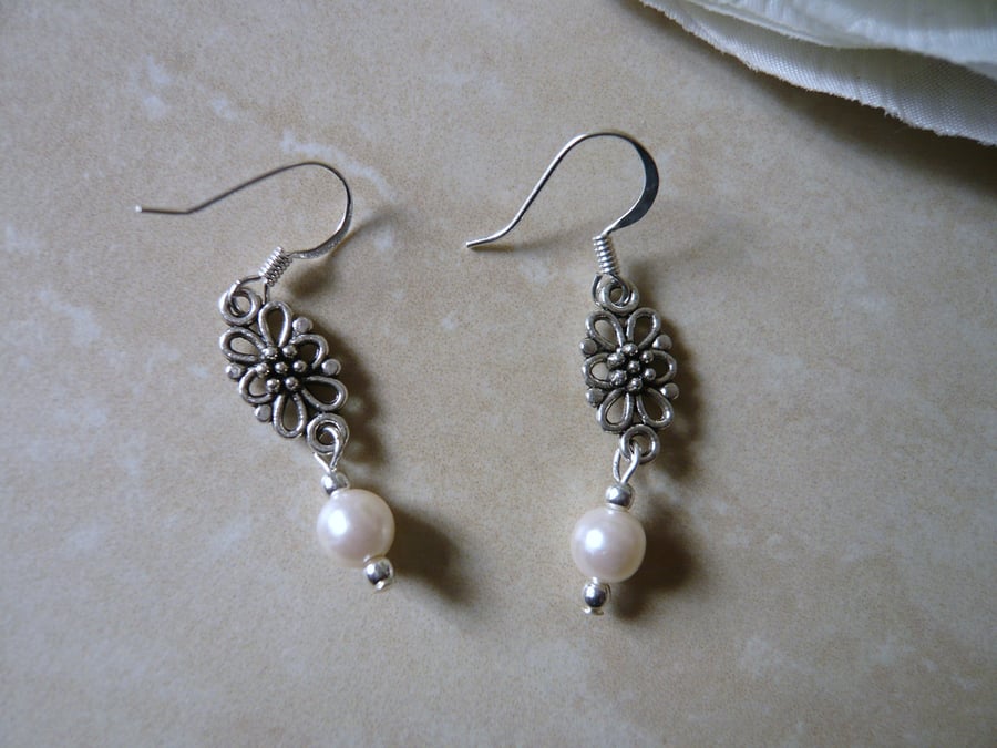 Fancy Pearl Earrings