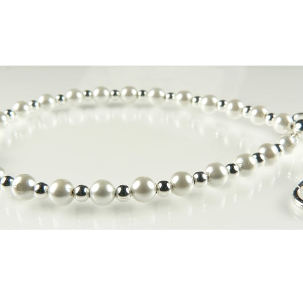 Shell pearl beaded bracelet with lobster clasp, sterling silver