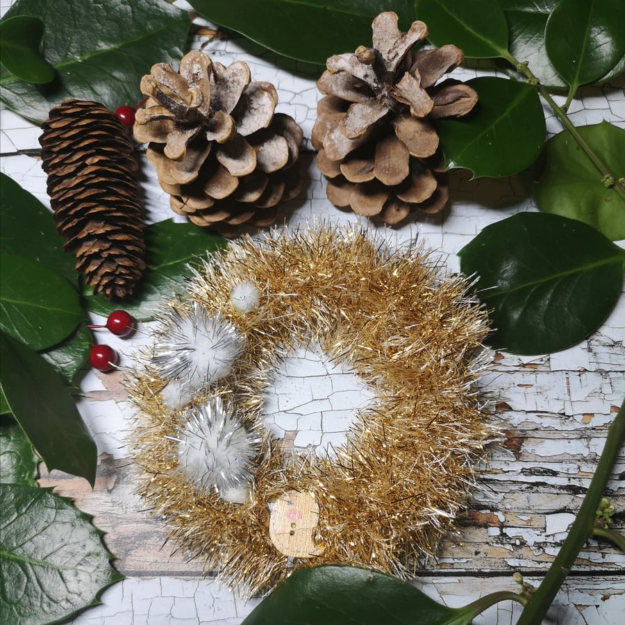 Mini Gold Wreath with pom pom "snowballs" and a Robin button.