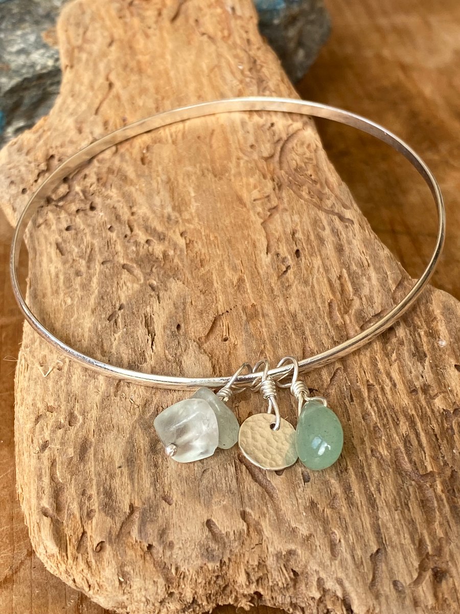 Sterling silver bangle with Aventurine and, Quartz