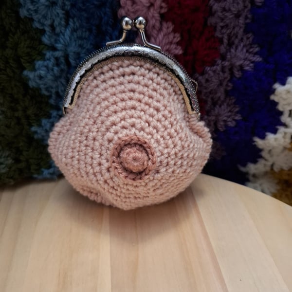 Crochet purse naughty cheeky head turning 