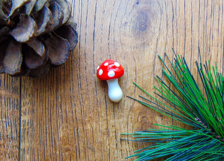 Handmade Mushroom Toadstool Glass Lampwork Beads Red Amanita Beads