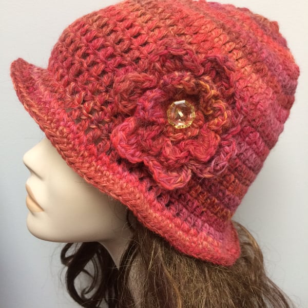 Hand Crocheted 1920s Flapper Hat Beanie Autumn Colours Red Orange Gold Brown