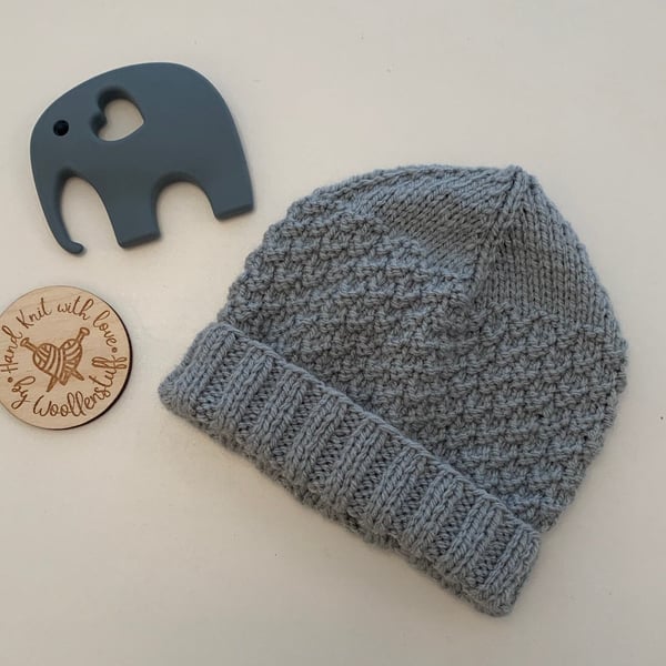 Made To Order Handknitted Mossy Hat 6 sizes. Any colour.