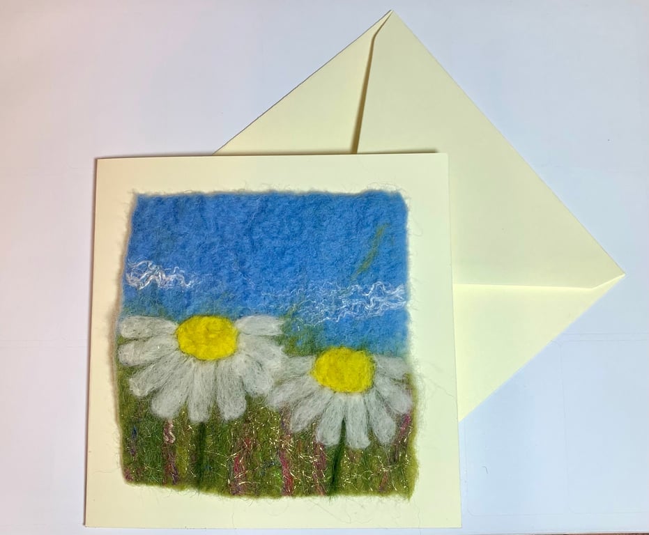 Handmade Felt Daisy Card
