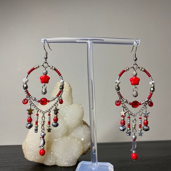 Kamaria - Red star earrings 