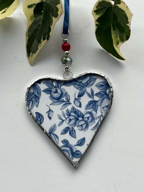 Stained Glass Ribbon Heart Suncatcher Decoration 