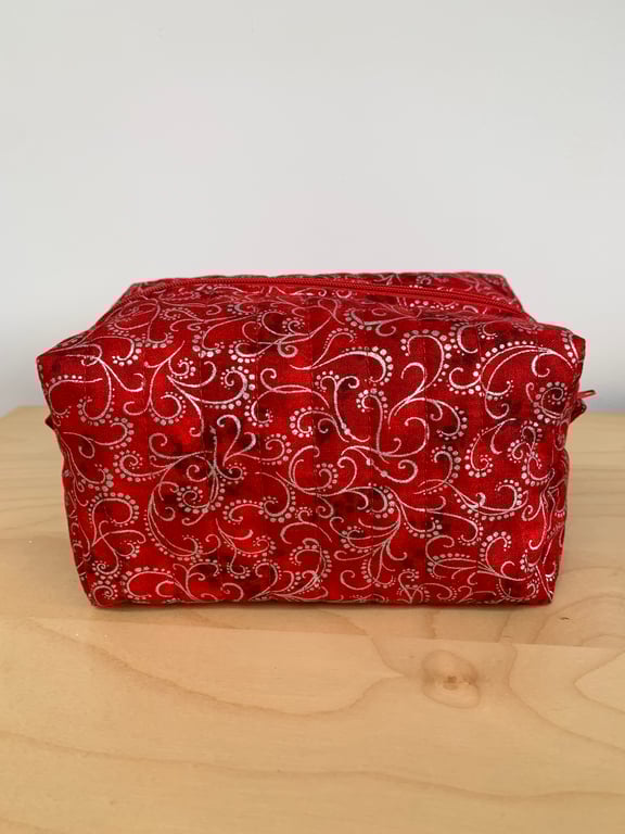 Red and Silver Christmas Fabric Quilted Box Makeup Bag