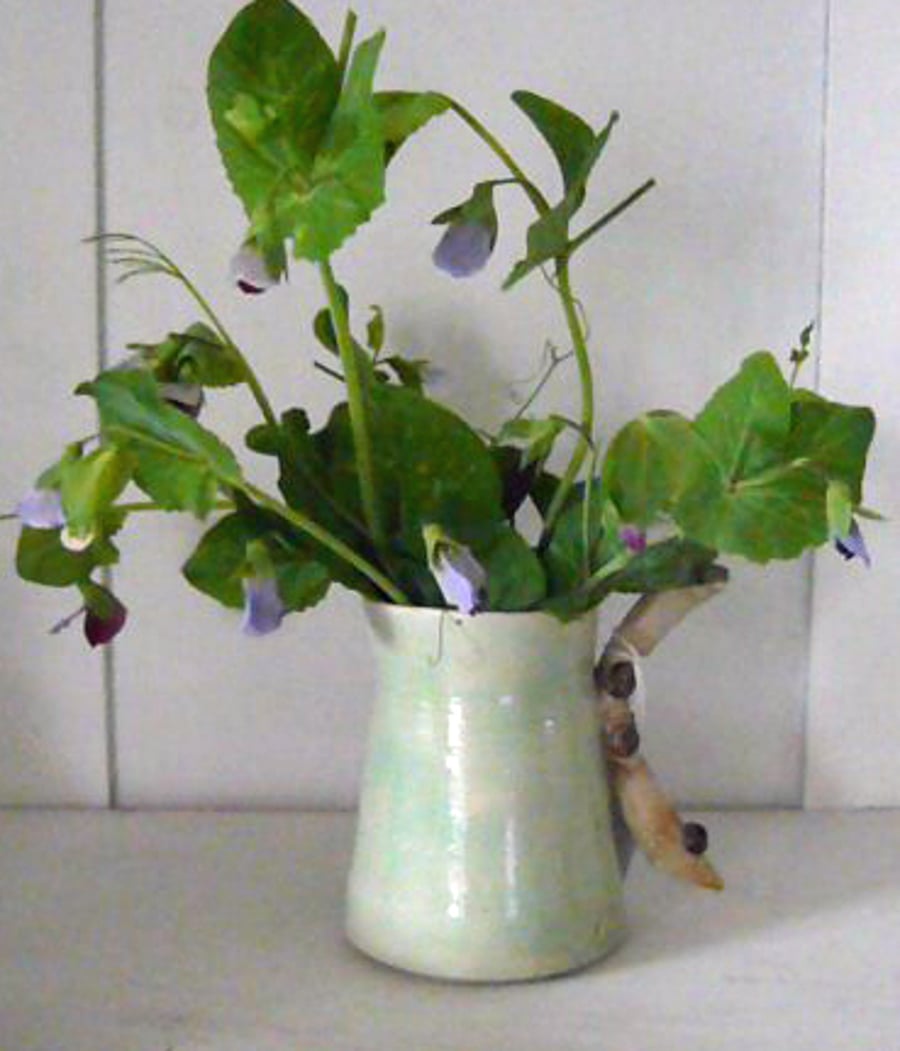 Branch & berry celadon Jug - Vase