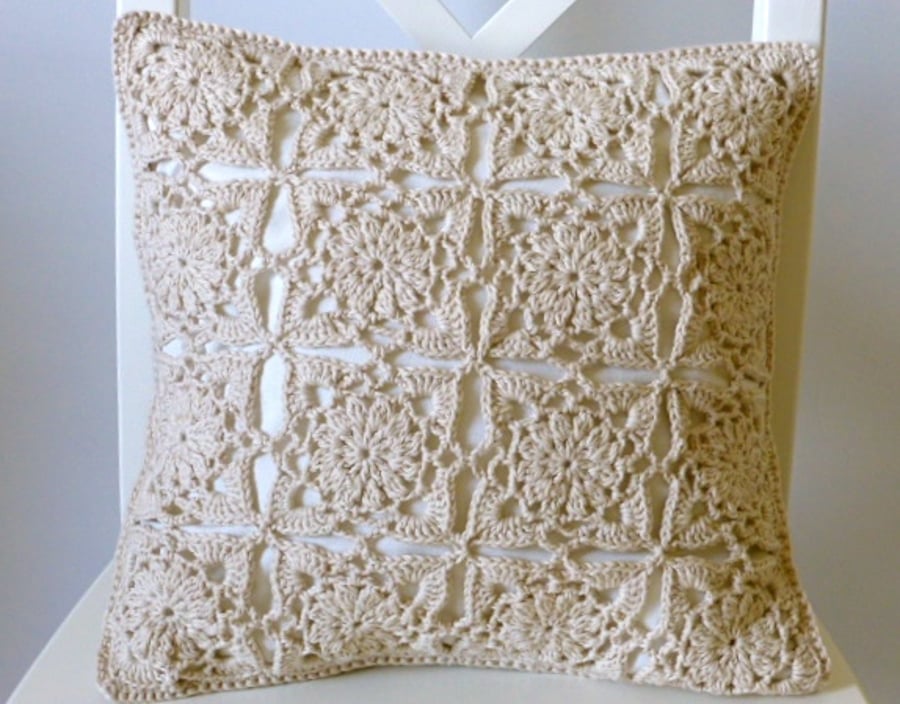 Crochet cushion cover, organic cotton beige removable cushion cover