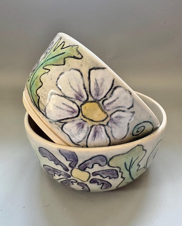 Handmade Ceramic Stoneware Bowl: Hand carved floral design