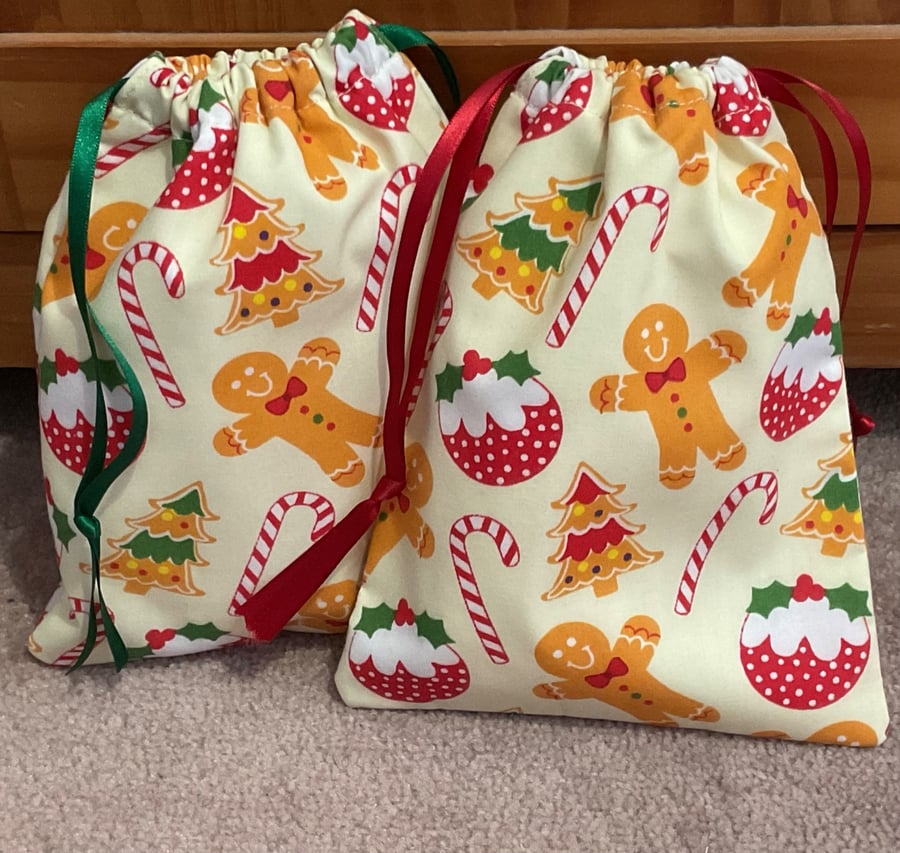 Small Christmas themed cotton drawstring pouch bag