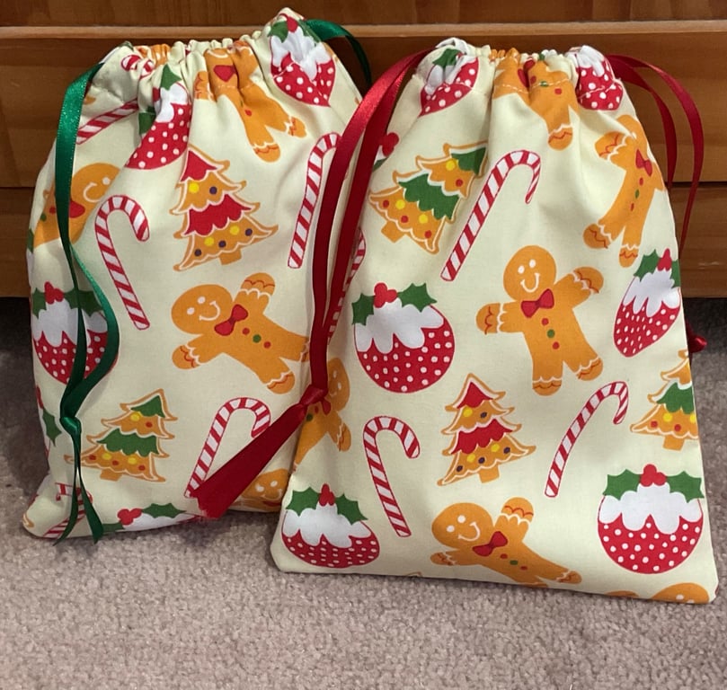 Small Christmas themed cotton drawstring pouch bag