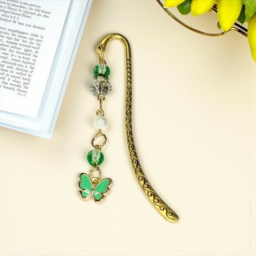 Beaded Bookmark with Butterfly Charm, gift for booklovers,