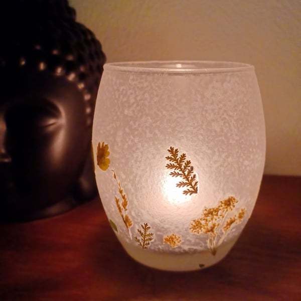 Tealight Candle Holder with Botanical Leaves