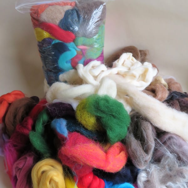 Bargain Bumper Bag of mixed quality wool and fibre for felting (250g)