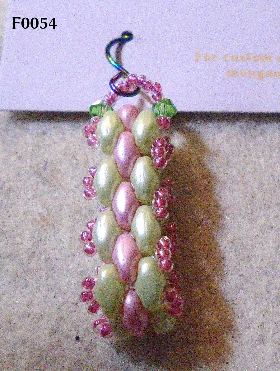 Brickwork-pattern bead earrings (customisable)