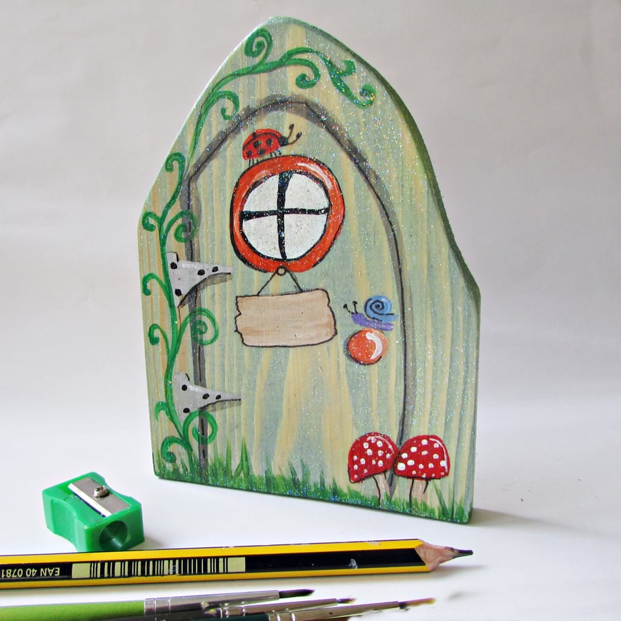 Fairy Door-Medium size, Wooden, Flowers, toadstools, whimsical, 