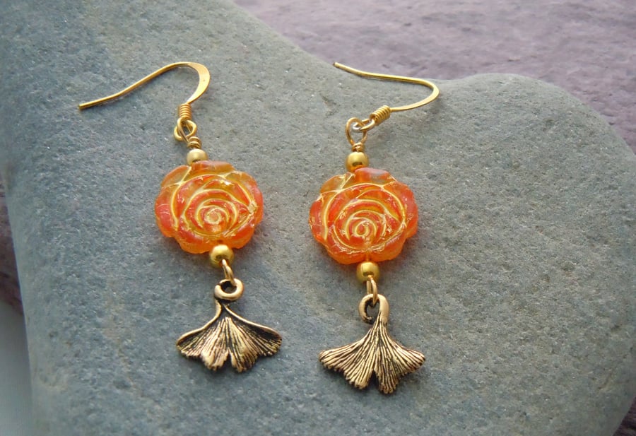 Czech glass rose & Ginko leaf charm earrings