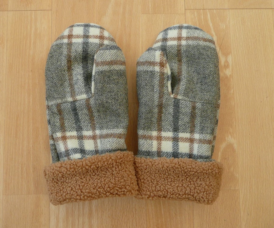 Ladies mittens grey cream wool tweed gloves teddy fleece lined mittens 