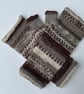 Hand knitted ladies fingerless gloves wrist warmers - Image 2