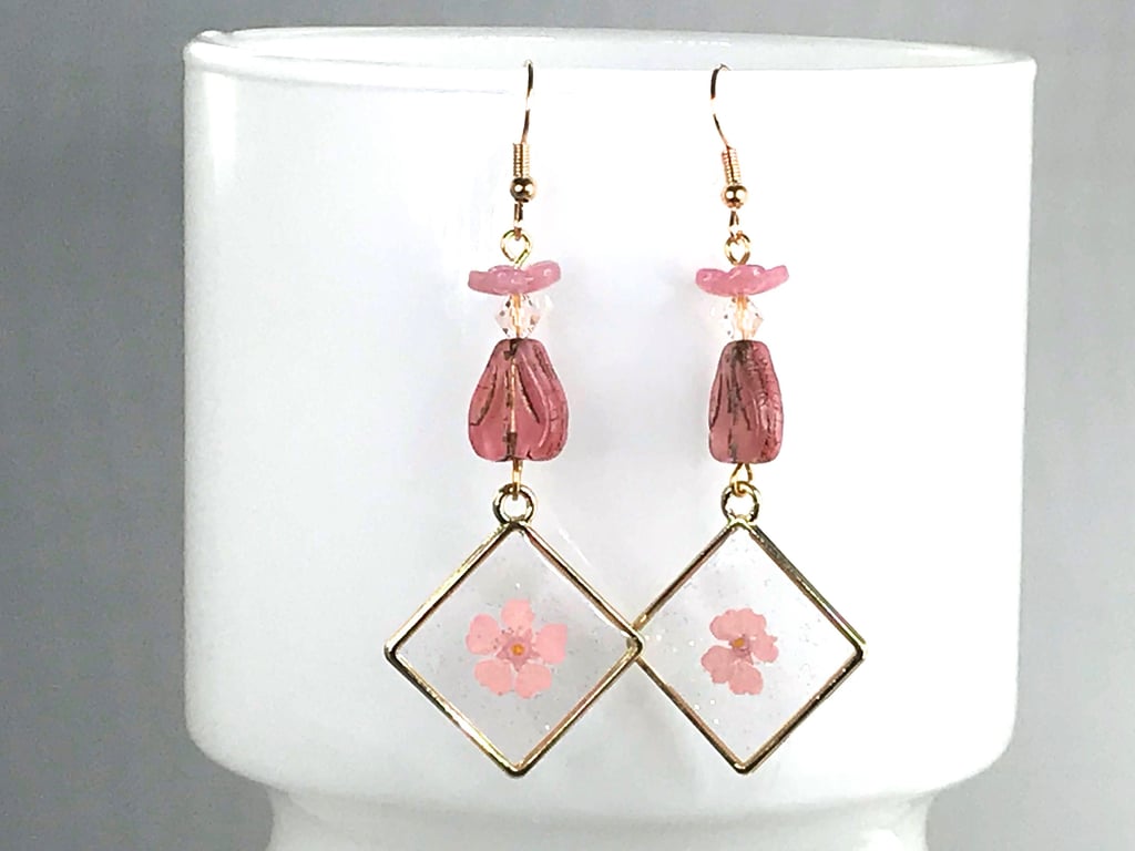DRIED SAKURA BLOSSOM EARRINGS FLOWER floral Swarovski resin pink czech glas