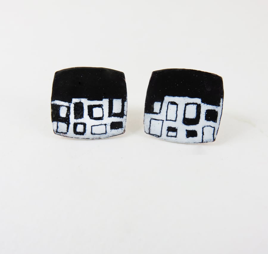 Monochrome Studs In Enamel with Hand Drawn Pattern