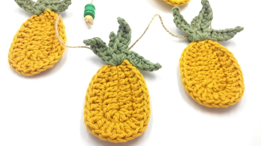 Crochet Pineapple Bunting 
