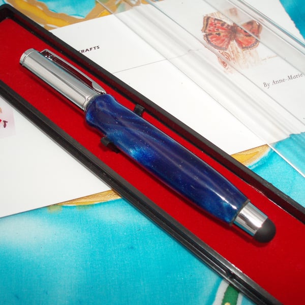 Telescopic Purse Pen in blue acrylic with chrome fittings.