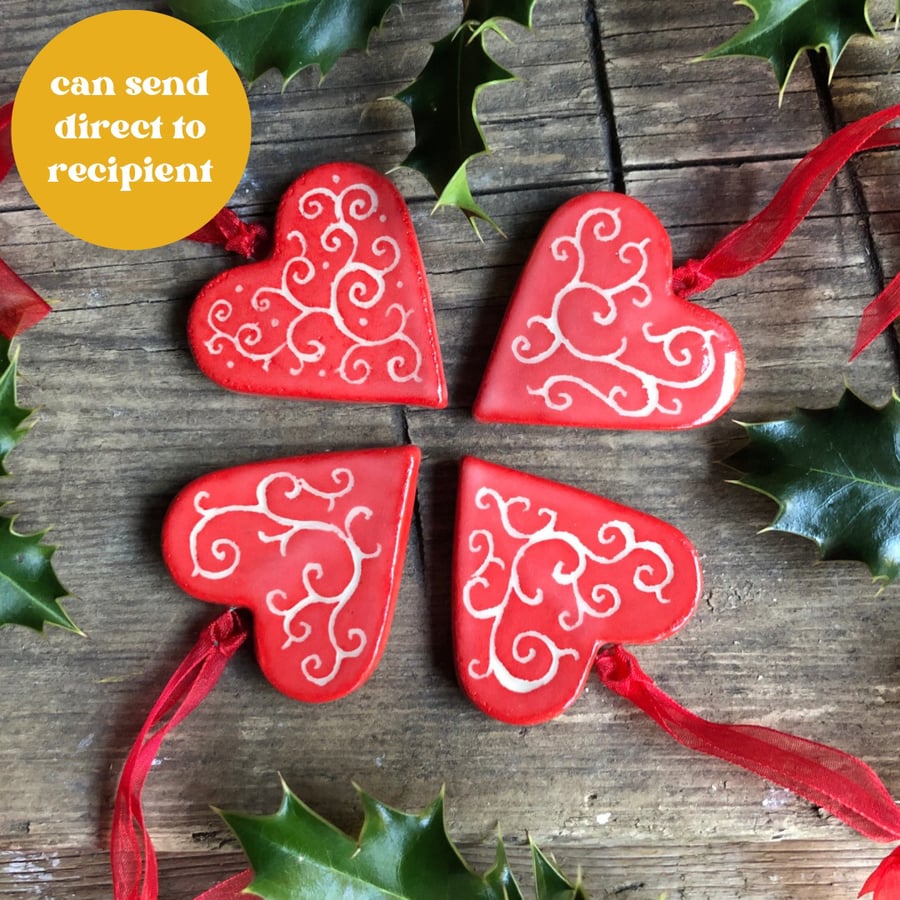Red swirl heart hanging decorations - medium