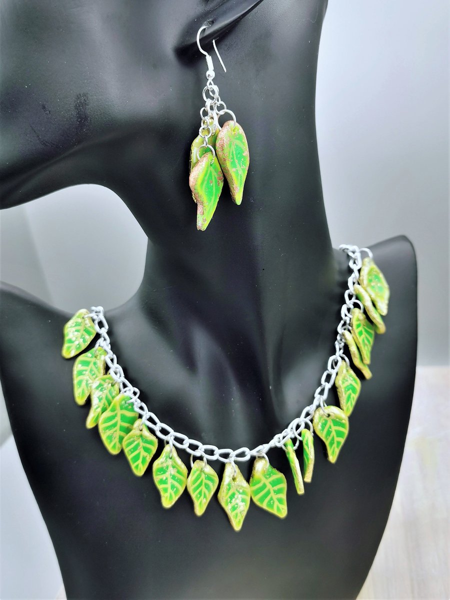 Handmade, Leaf Pendant Necklace and Earring Set.