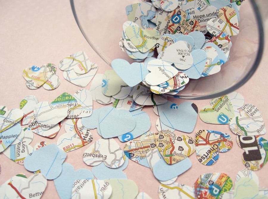 1000 United Kingdom Map Confetti Hearts - Wedding Party Travel Decor