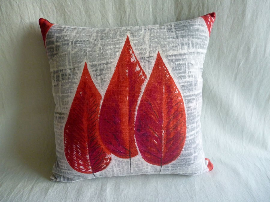 1950s vintage barkcloth cushion cover