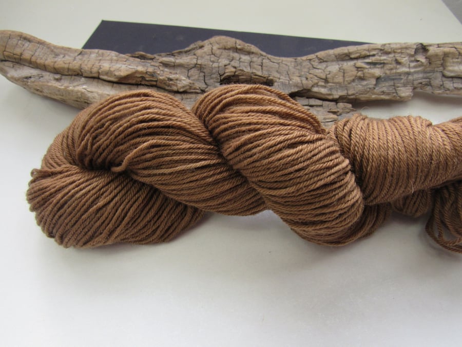 100g Dark Walnut Brown Dyed British BFL DK Wool Yarn