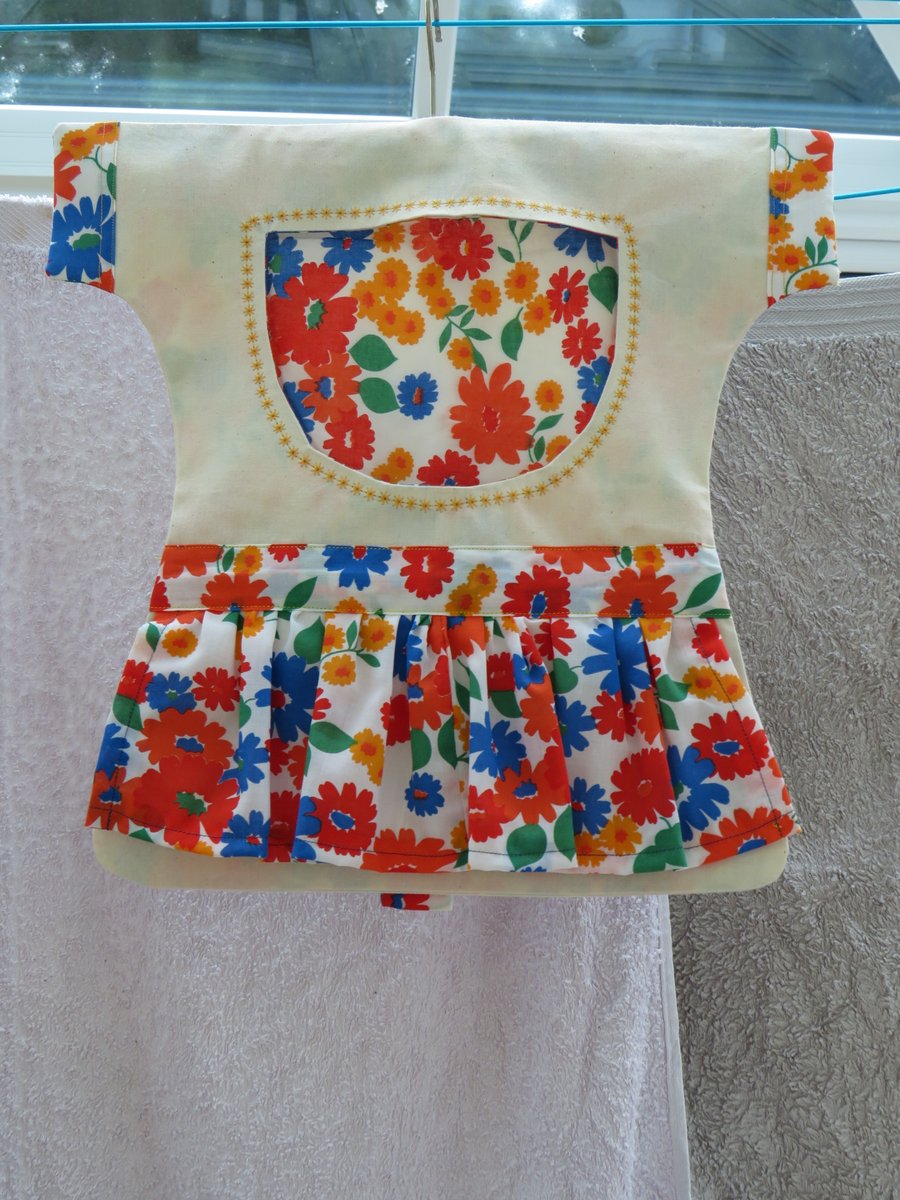 Vintage style bright peg bag